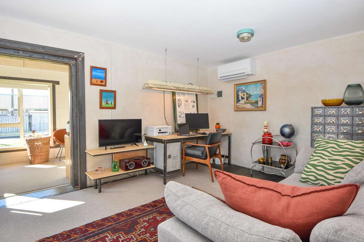 39 William Wong Place_4