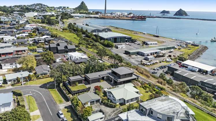 22 Roy Terrace Moturoa_10