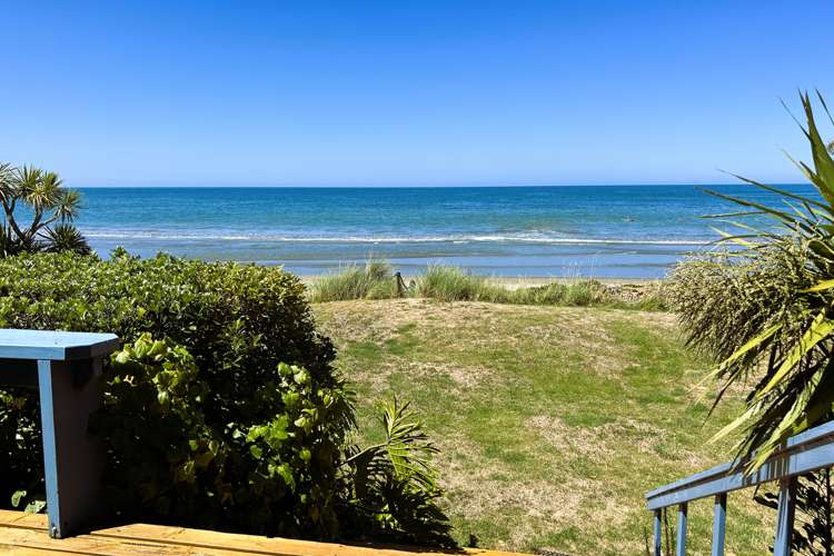 44 Bishop Road Parapara_14