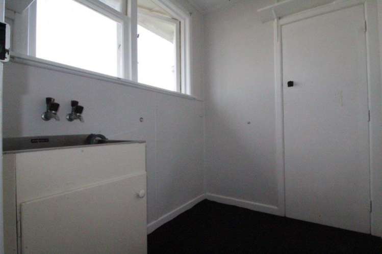 6b York Street Mossburn_10