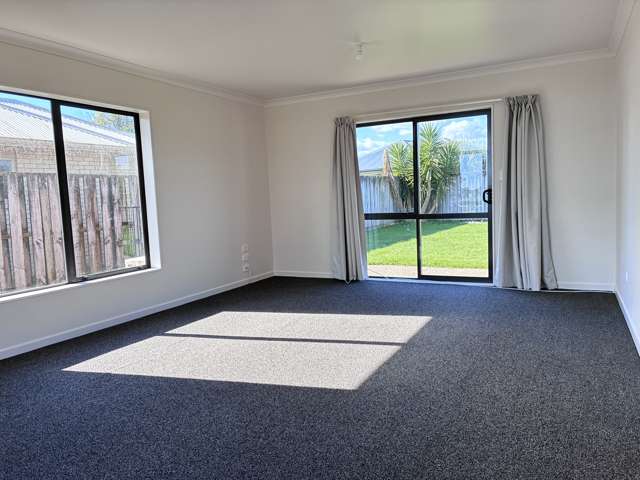 12 Abergeldie Way Cambridge_3