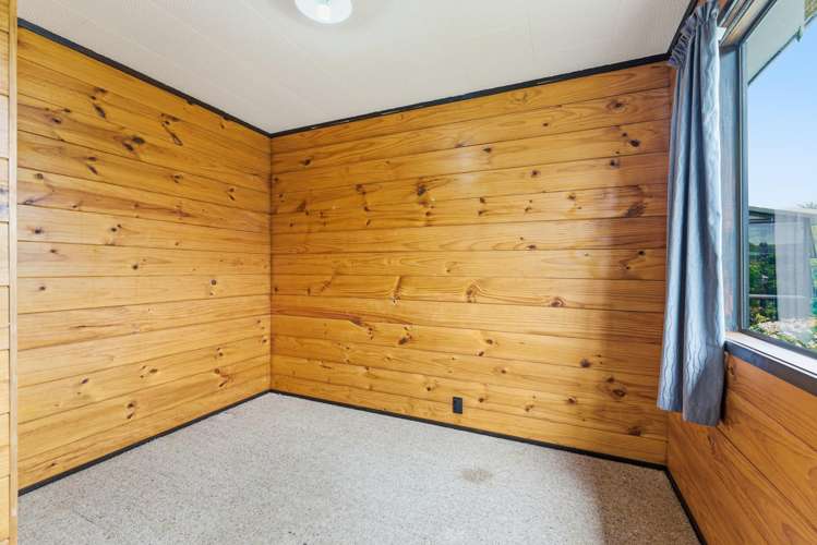 16A Bowen Street Woodville_13