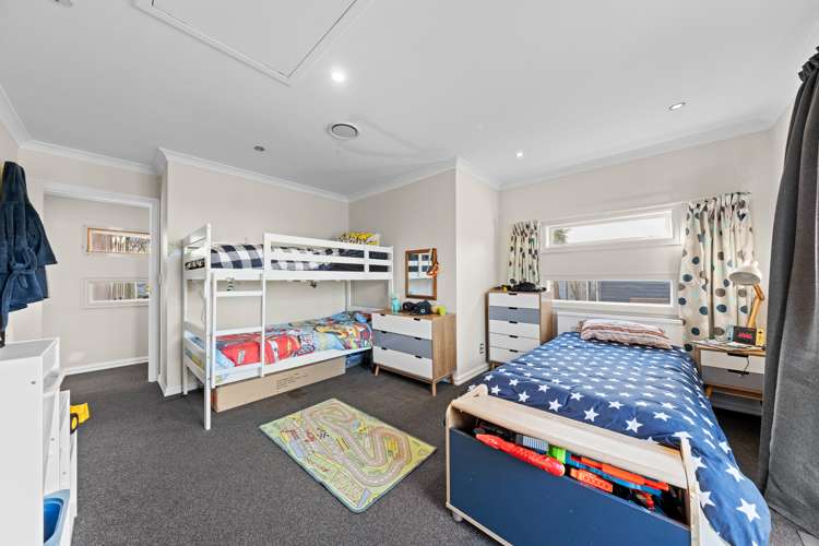 7210 South Road Warea_16