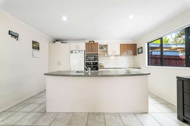 3 Whitbourne Heights Manurewa_4