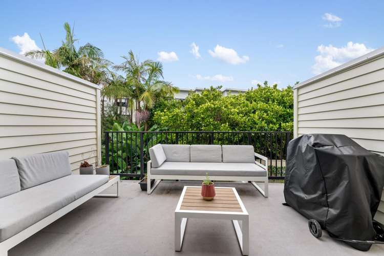 32/17 Lyon Avenue_5
