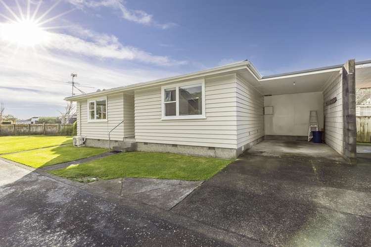 15b Linden Avenue Tawa_8