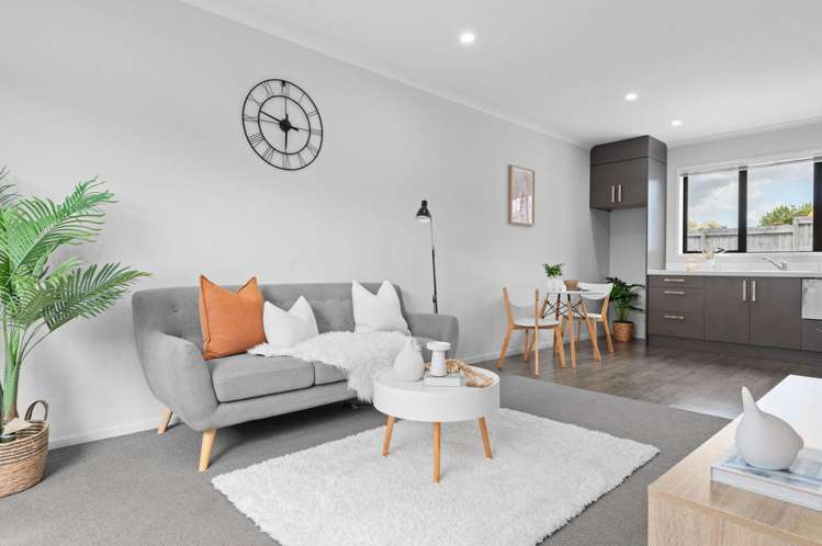 12/10 Charlemont Street Whitiora_4