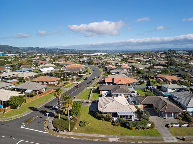 2 Lotus Avenue Mount Maunganui_6