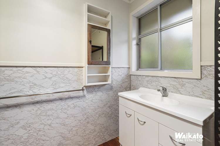 3 Bear Street Tirau_11