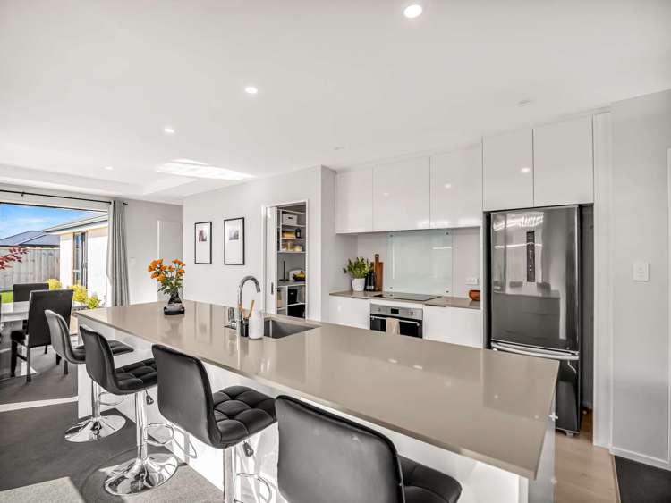 13 Nathaniel Archer Street_0