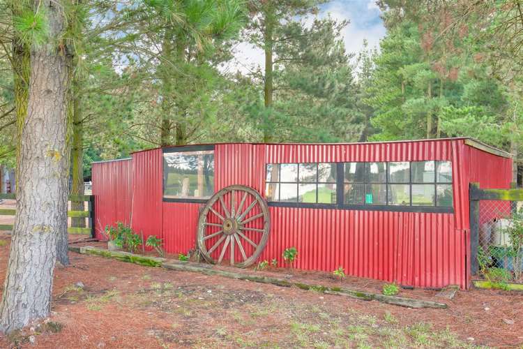 841 Poyntzs Road West Eyreton_14