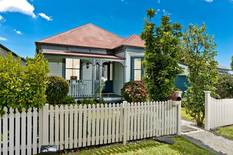 2/4 Georgia Terrace Albany_18