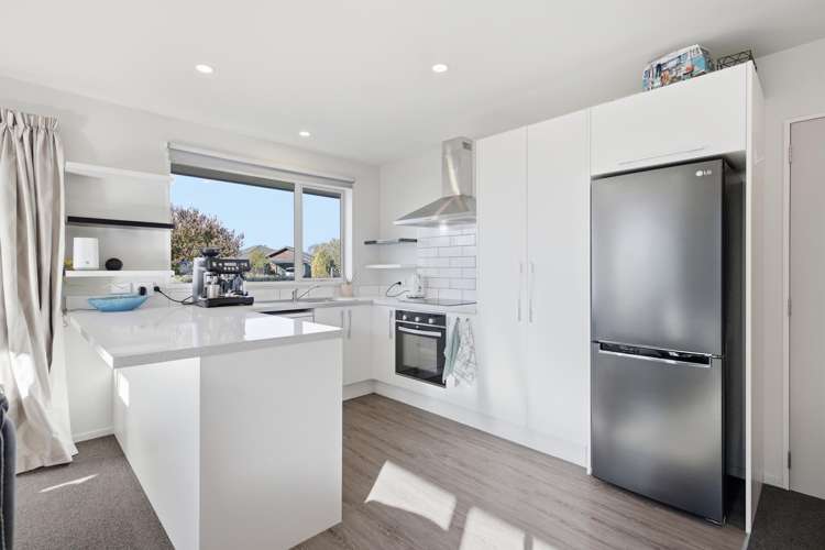39 Baynes Street Burwood_9