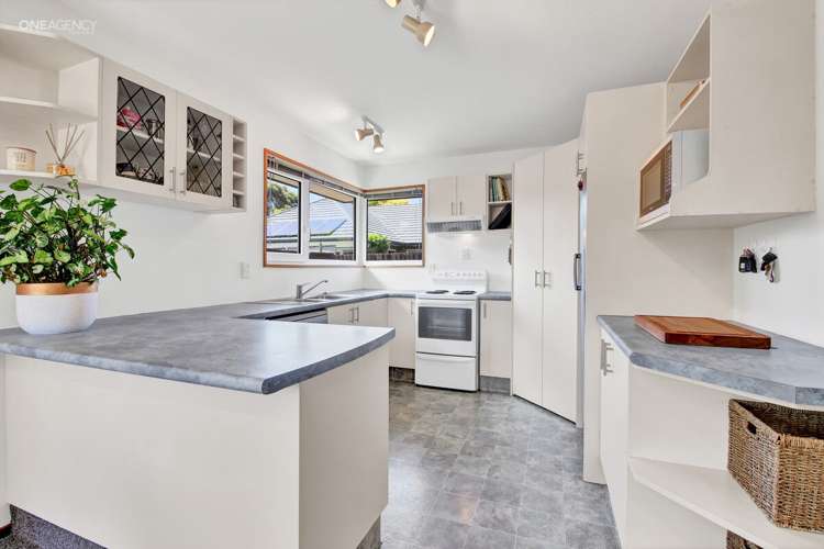 3b Hewitts Road Woodend_3