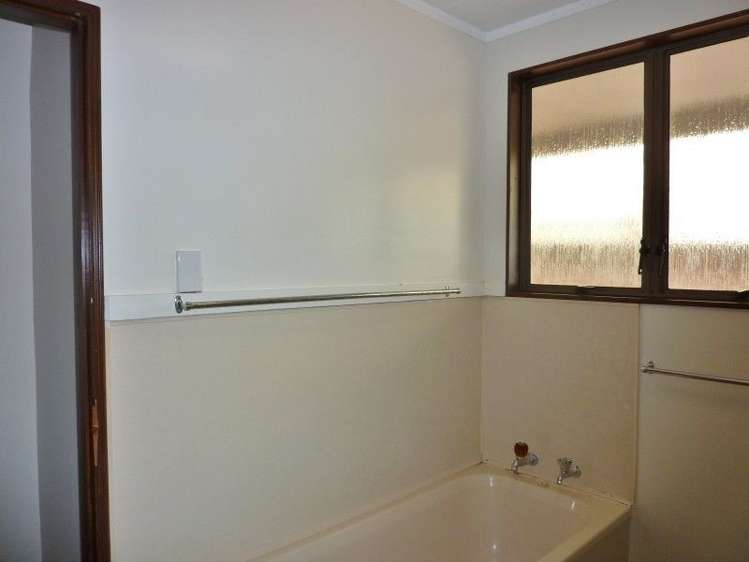 72 Henley Street Westport_16