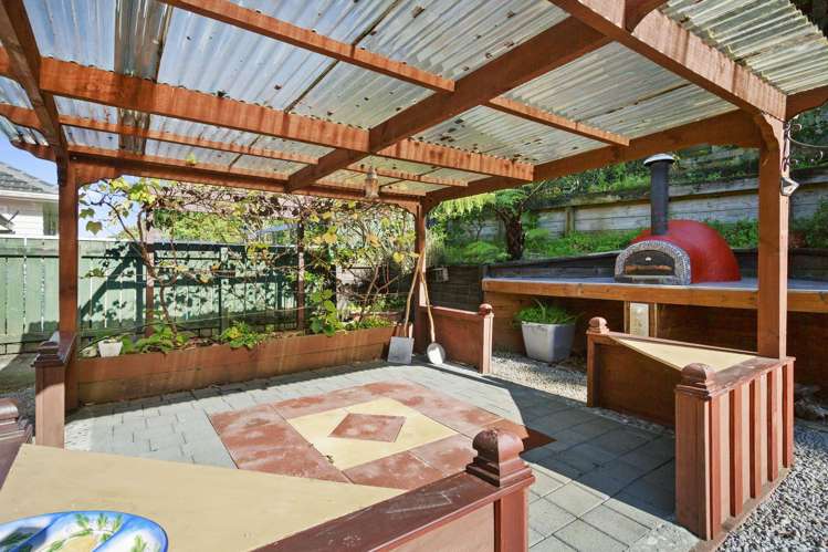 77 Hair Street Wainuiomata_1