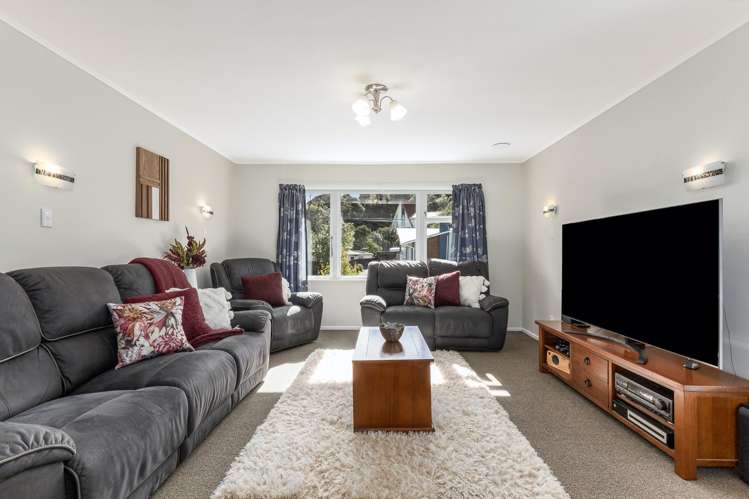 4 Lowry Crescent Stokes Valley_7