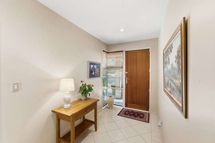 29 Saracen Avenue Northwood_17