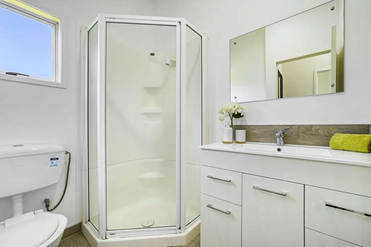 91 Coronation Road Mangere Bridge_17