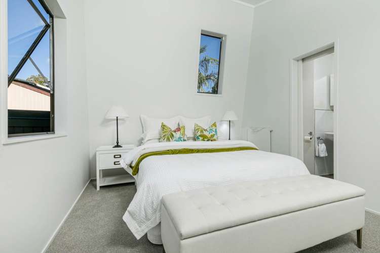 1/24 Wisteria Way Mairangi Bay_20