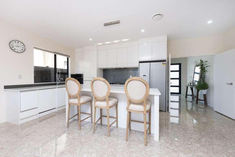 13 Ballyholey Drive Flat Bush_6
