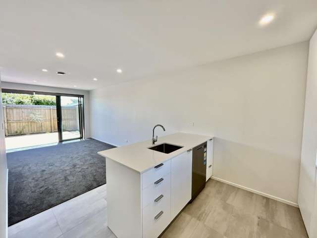 2/15 Plunket Street 10222_2