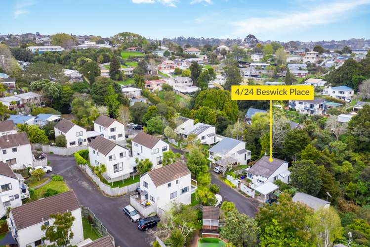 4/24 Beswick Place Birkdale_22