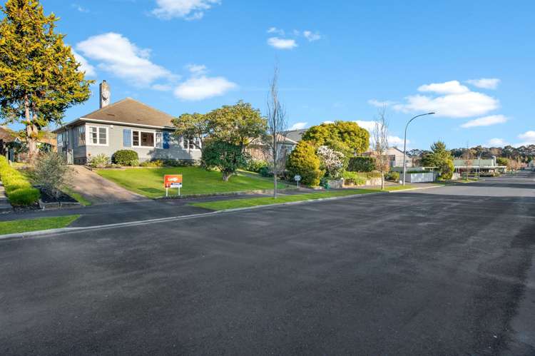 11 Jellicoe Drive Hamilton East_22