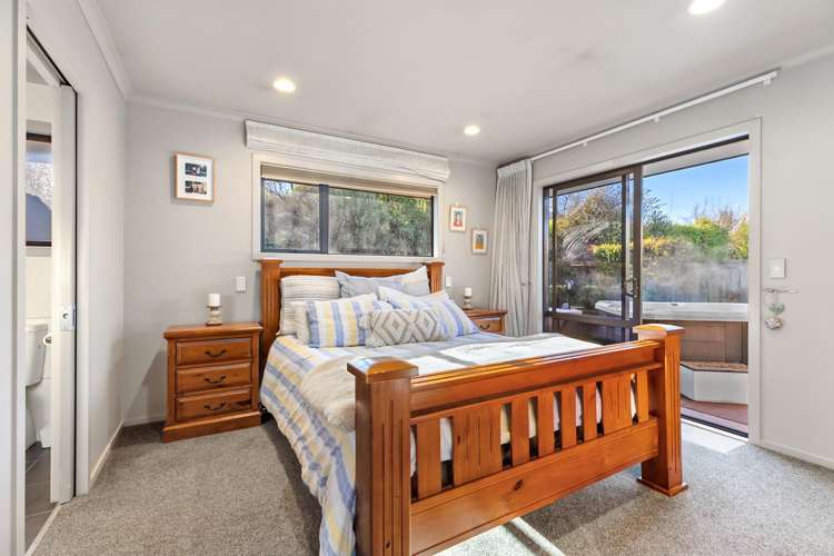 27 Kingston Street Albert Town_11