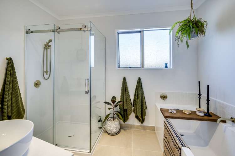 37 Norwich Crescent Tamatea_11