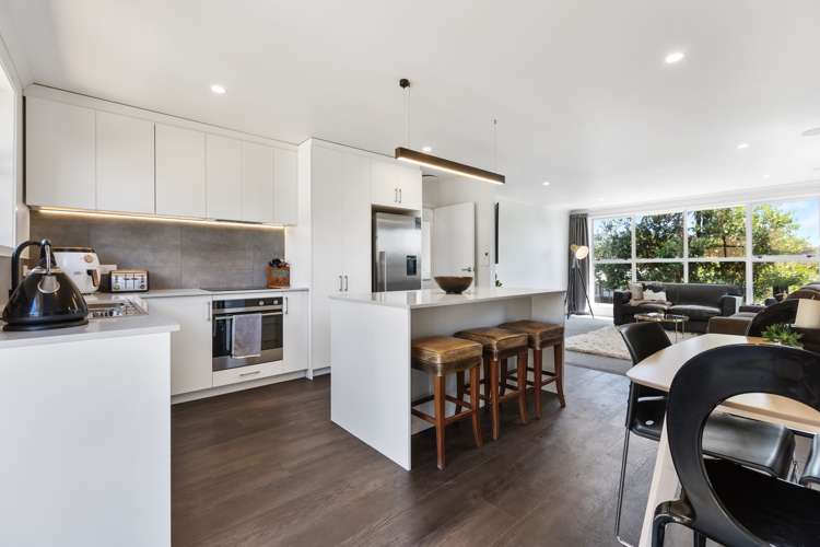 5 Brixham Place Merrilands_6