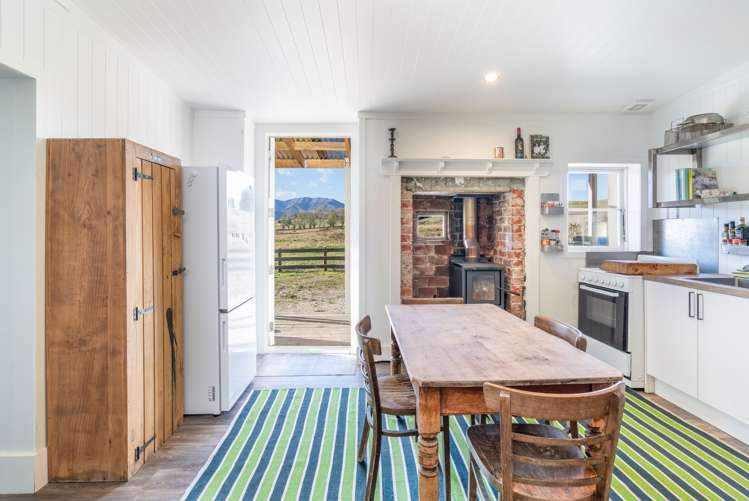 Ranfurly-Wedderburn Road Ranfurly_7