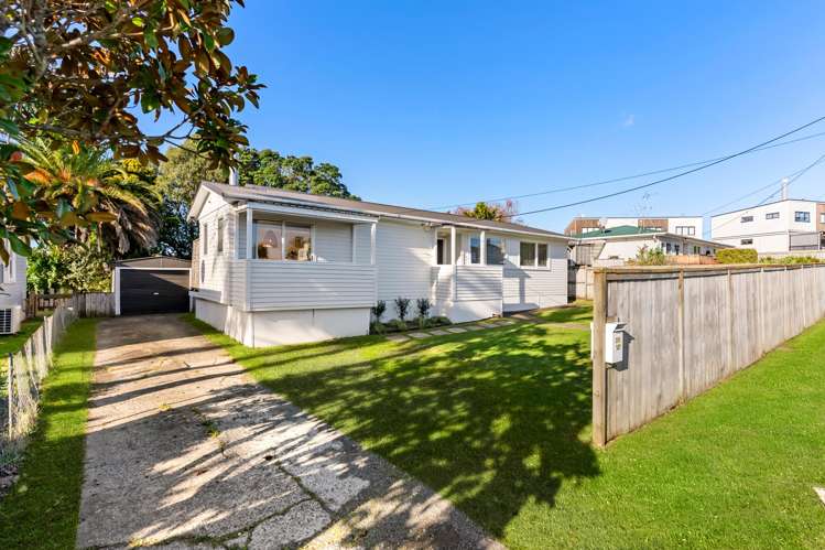 251 Rangatira Road Beach Haven_21