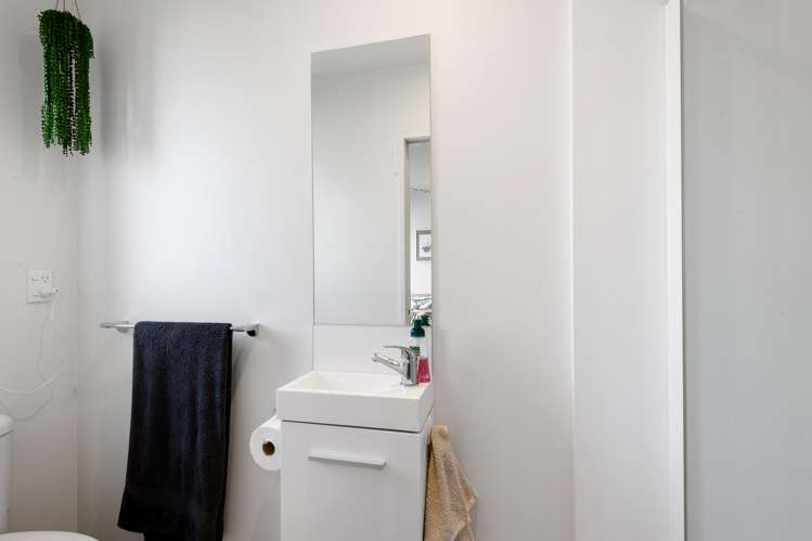 54/10 Buffon Street Waltham_8