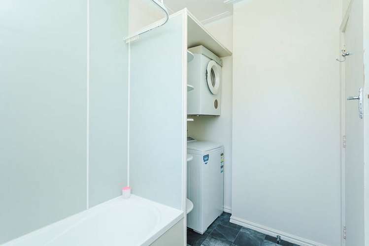 4f Alva Street Dunedin Central_14