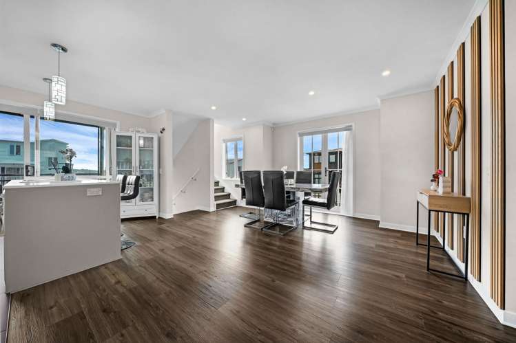 57 Arrowsmith Drive Flat Bush_11