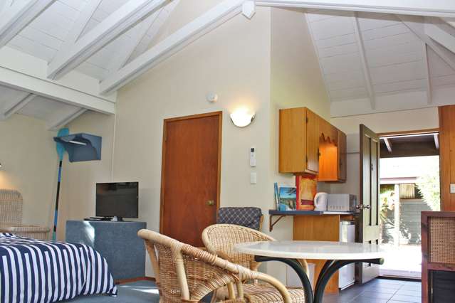 8/223 Main Road Tairua_4