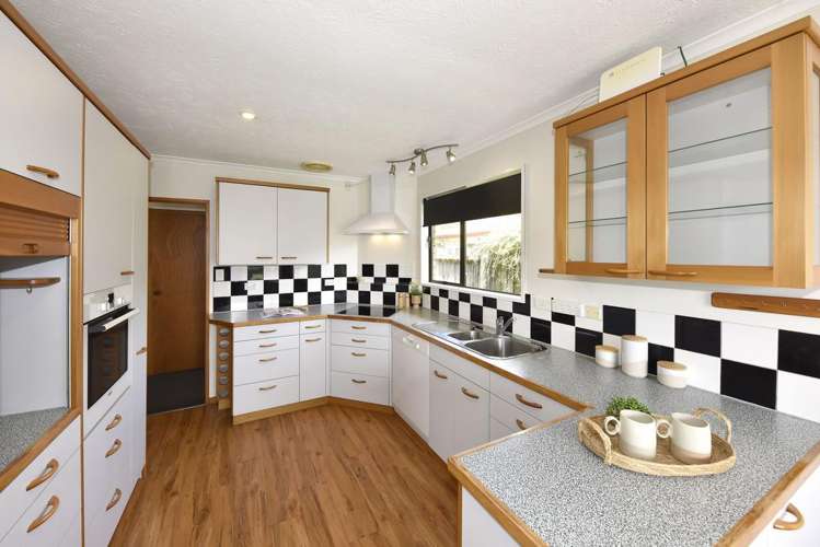 17 Shannon Place Belfast_12