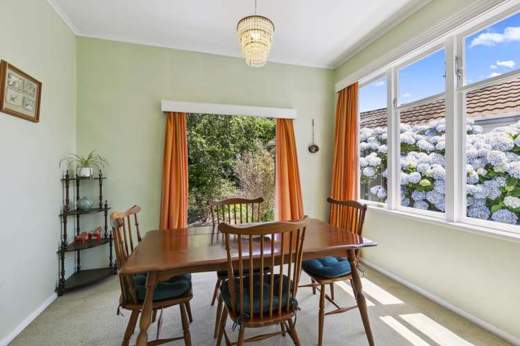 12 Roy Street Tawa_8