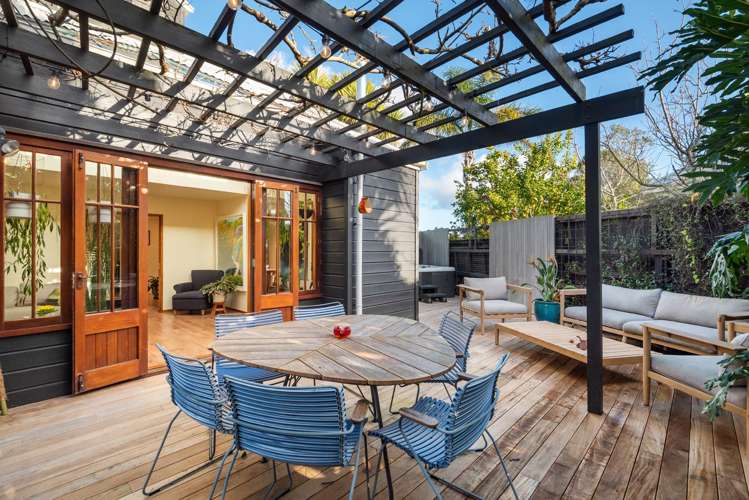 54A Murdoch Road_5