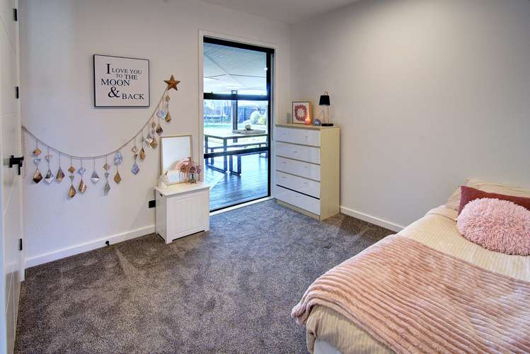 20 Craigmillar Street Solway_11