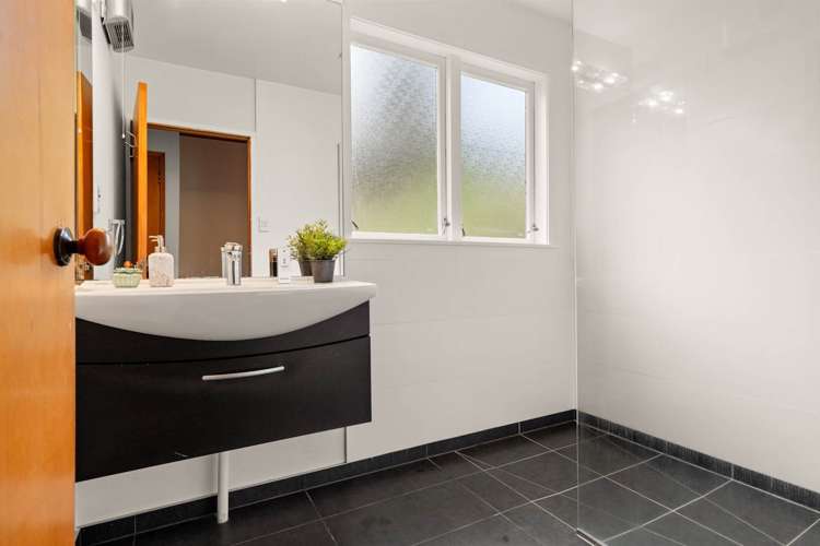 101 Daffodil Street Titirangi_14