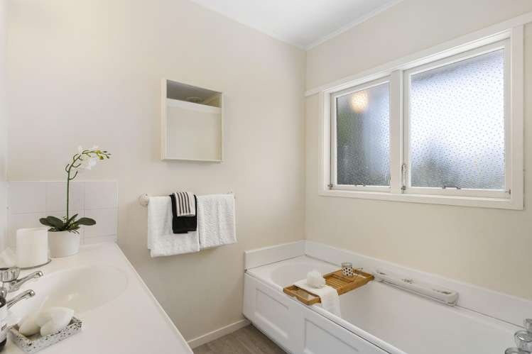 1/18 Eban Avenue Hillcrest_10