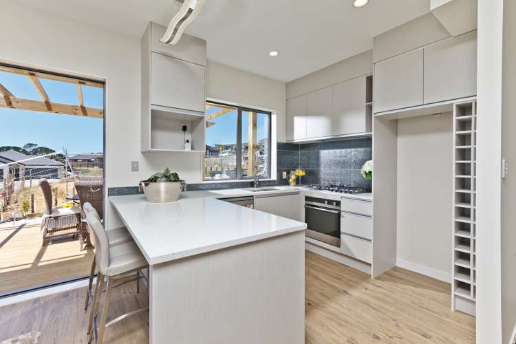 2 Kiwa Crescent Gulf Harbour_17