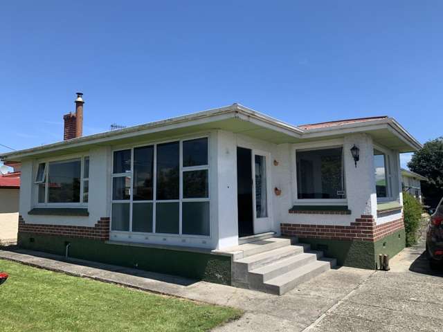 Large Family Home -  3 br -$490 pw