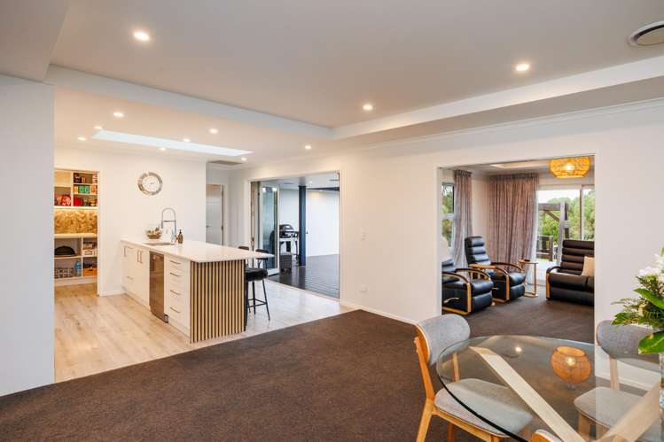 61 Hartwell Drive Kelvin Grove_12
