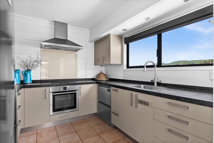 91 Harper Road Waimarama_7