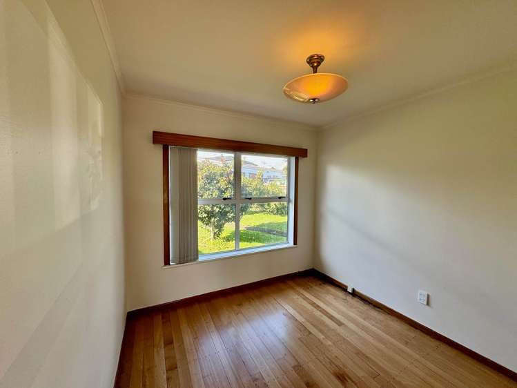 37 McCullough Avenue Papatoetoe_6