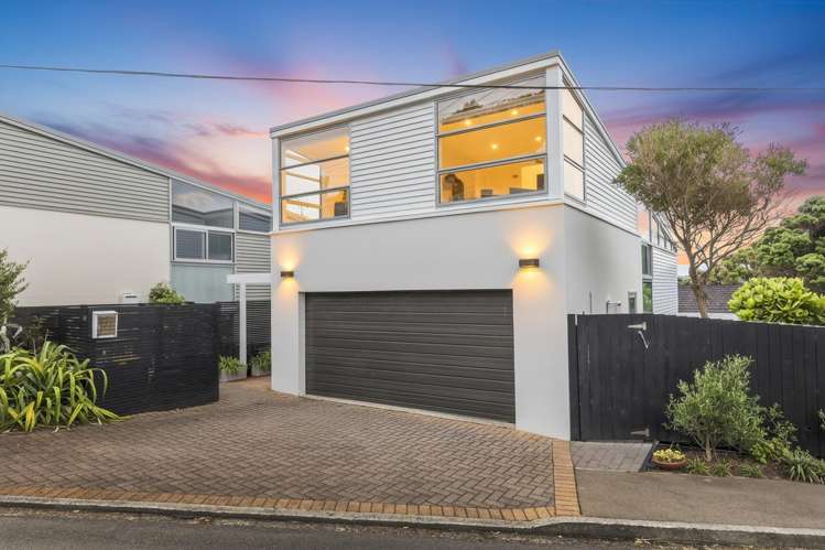 32 Mantell Street Seatoun_32