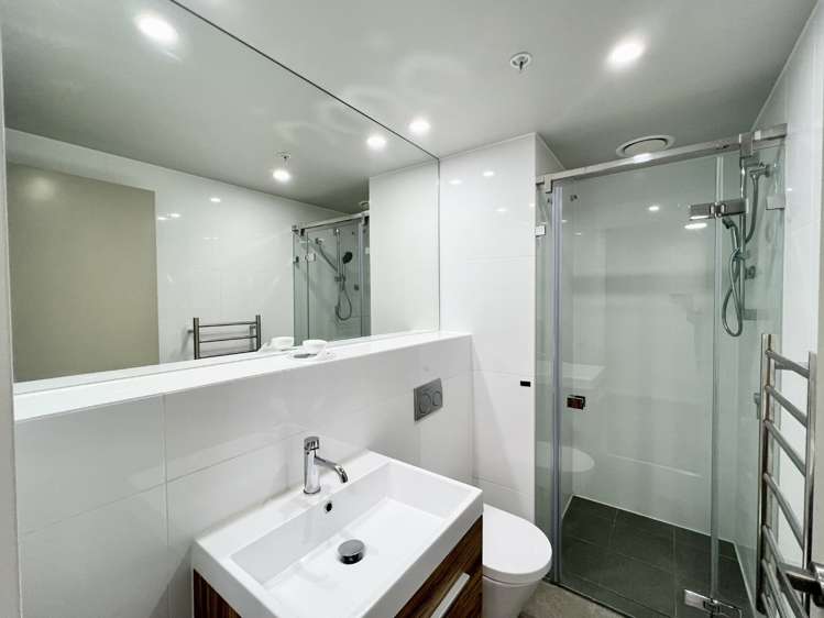 1204/111 Dixon Street 2185_7